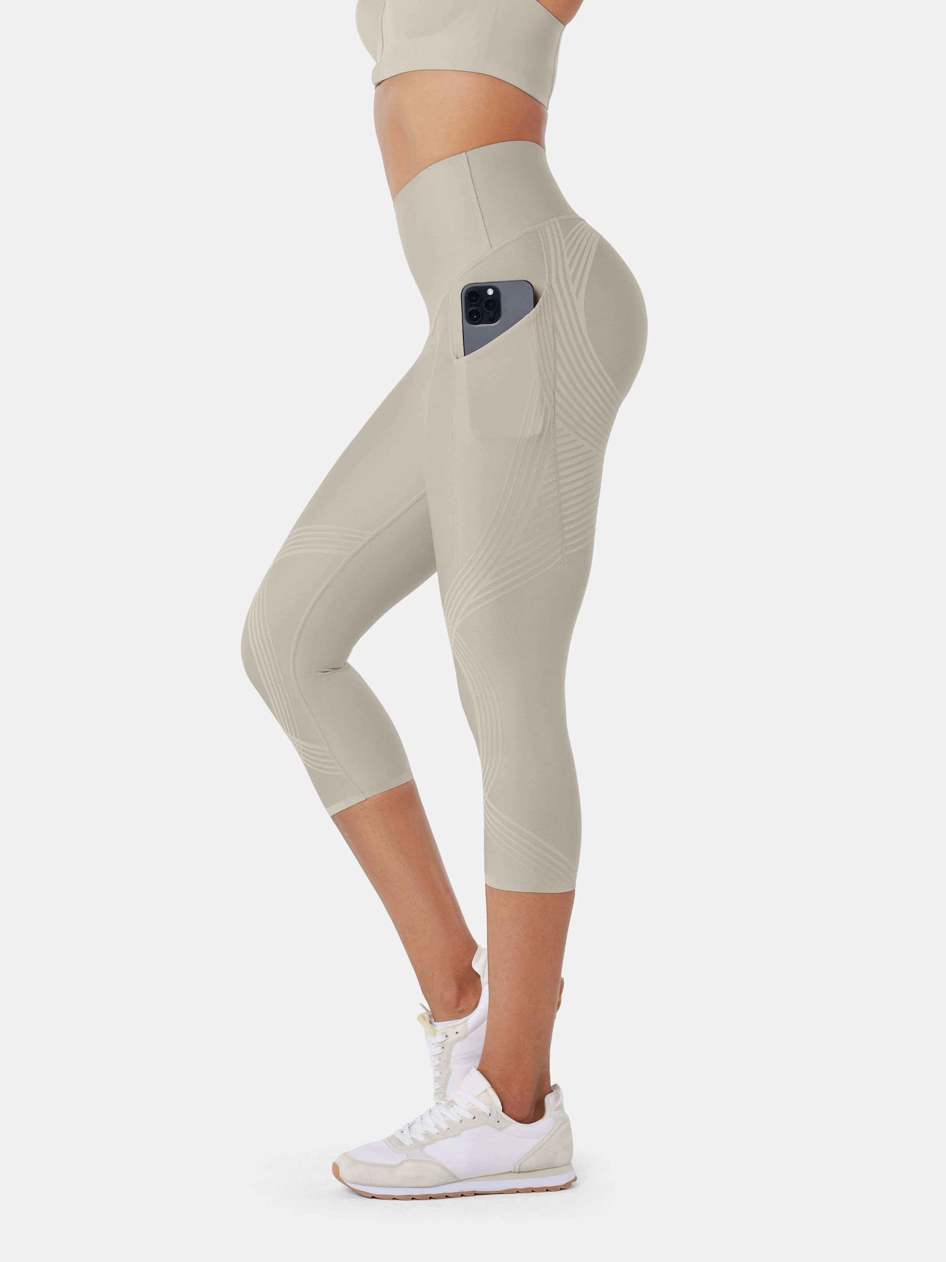 Body Sculpt Side Pocket Capri Leggings