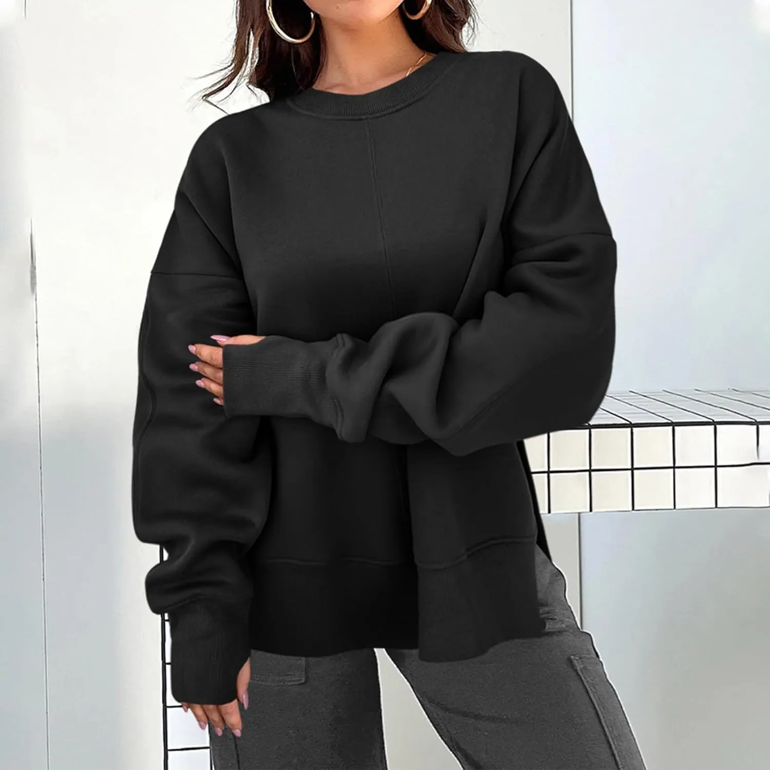Crew Neck Sweatshirts Women Baggy Split Side Oversized Sweatshirt with Thumb Hole Comfy Lightweight Pullover Sweater