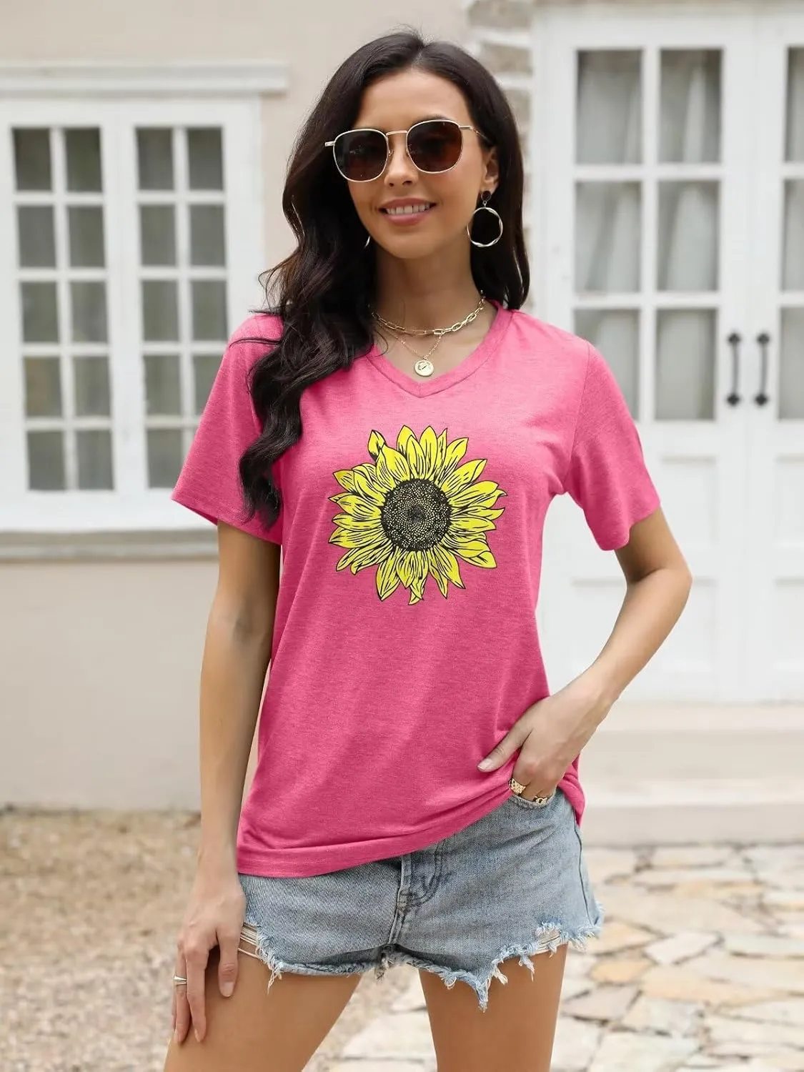 EADINVE Women's Short Sleeve V Neck Sunflower Graphic Printed Summer Tee Vintage T Shirt Cotton Tops Novelty Cool Shirt