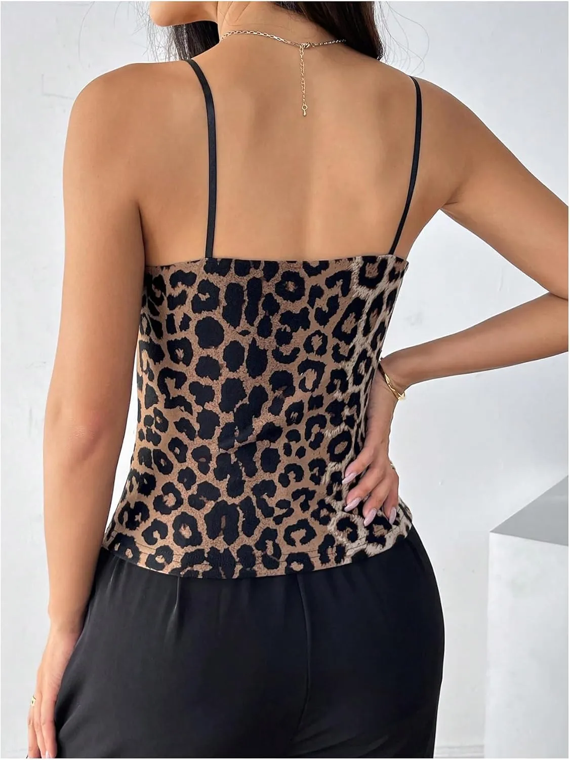 Floerns Women's Leopard Print Sleeveless Camisole Stretchy Y2k Cami Tank Top