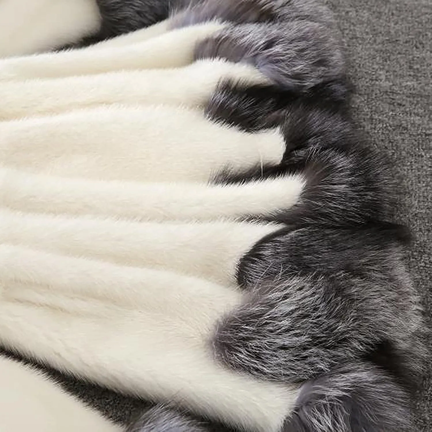 Luxury Faux Fur Coat Women Plus Size Winter Clothes Fluffy Cardigan with Hood Warm Cozy Jackets Fashion Outerwear