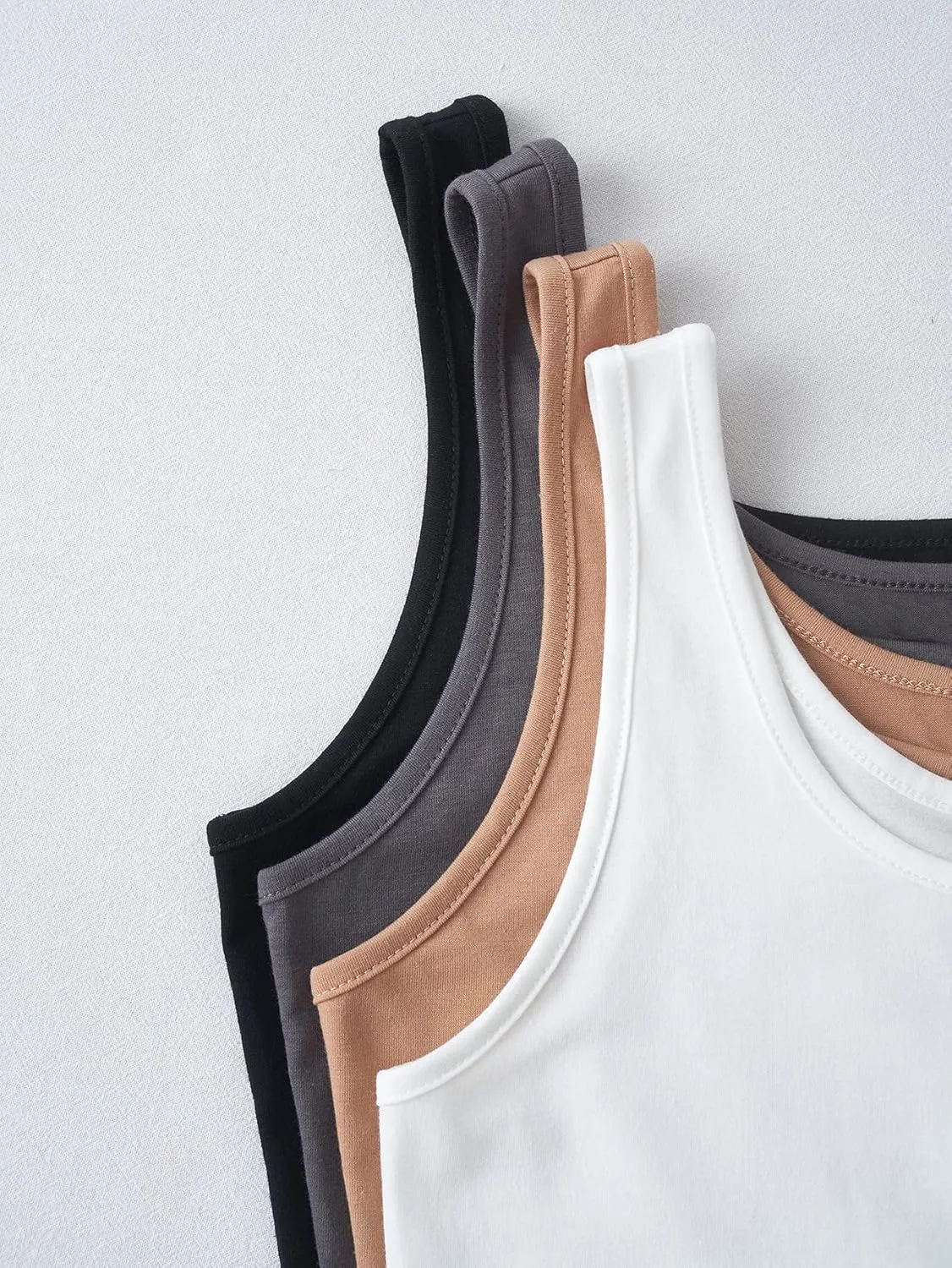 MakeMeChic Women's 4packs Plus Size Rib Knit Sleeveless Tank Crop Top