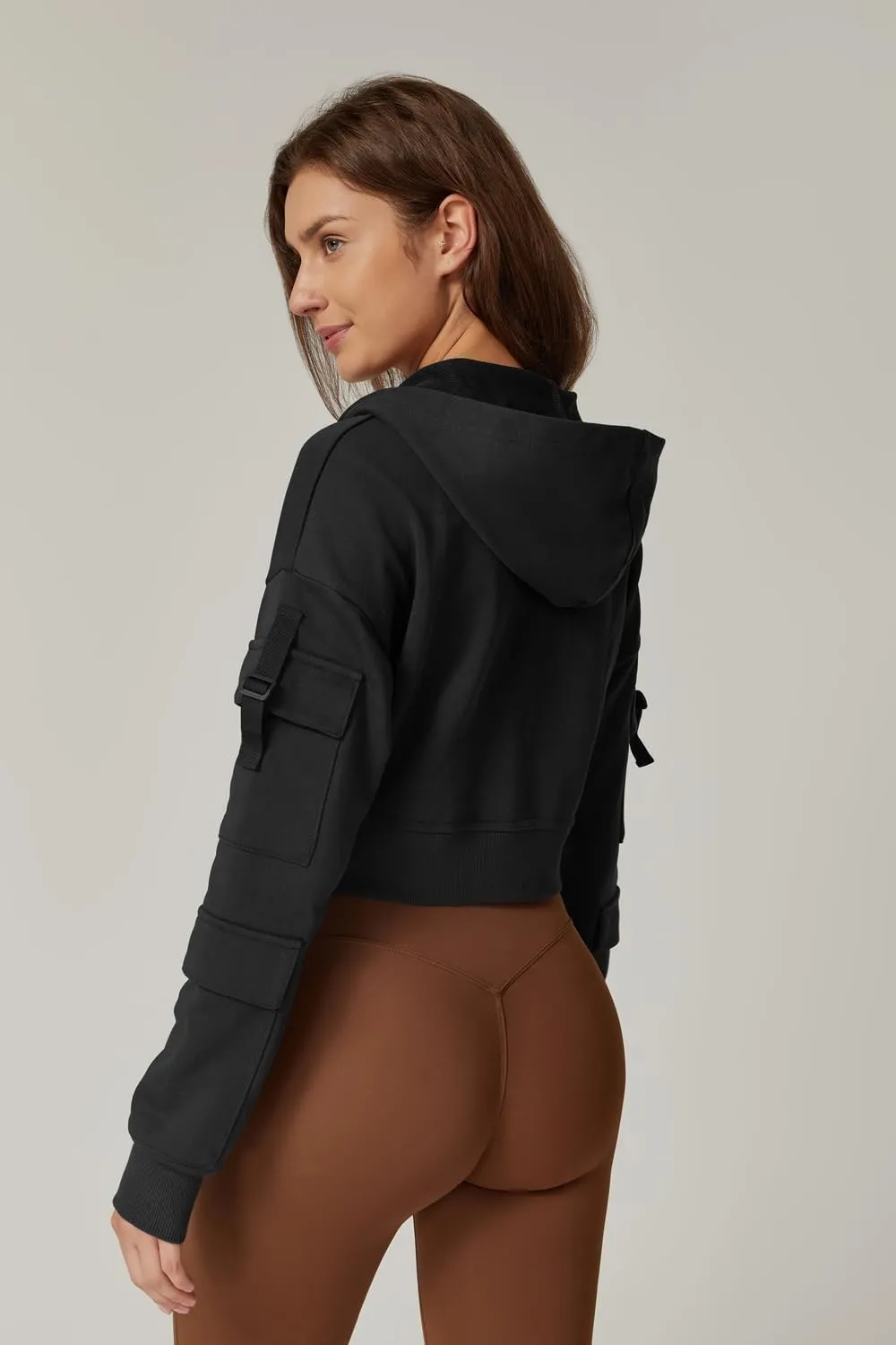 QINSEN Hoodies for Women Full Zip Up Cropped Jacket Long Sleeves with Cargo Pockets Sweatshirts Tops
